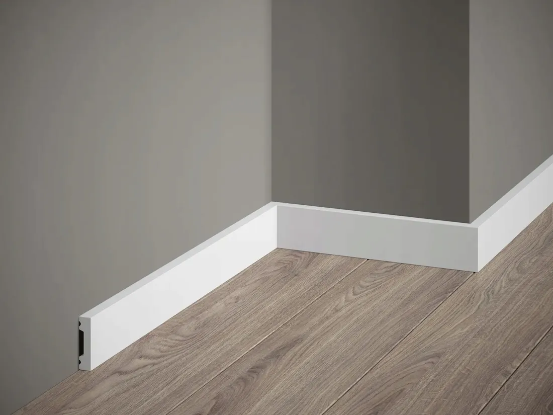 biala-listwa-przypodlogowa-mardom-md011-4-cm
