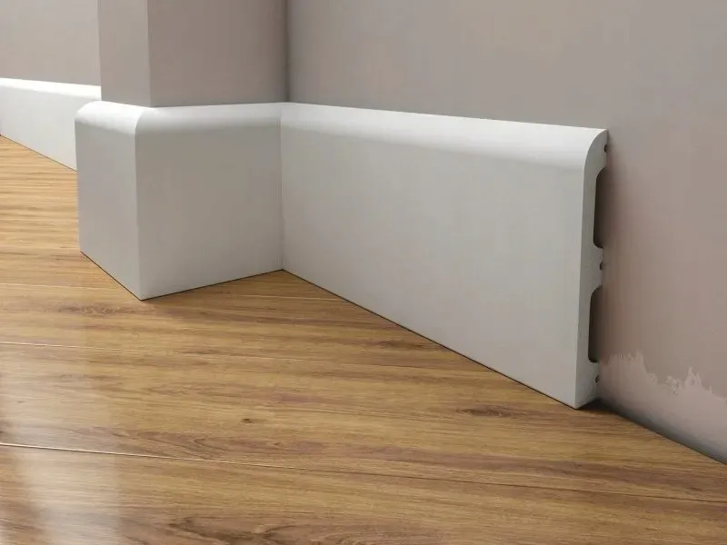 listwa-podlogowa-biala-creativa-lpc-10-11-cm