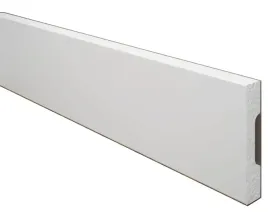 listwa-przypodlogowa-biala-creativa-lpc-32-6-cm