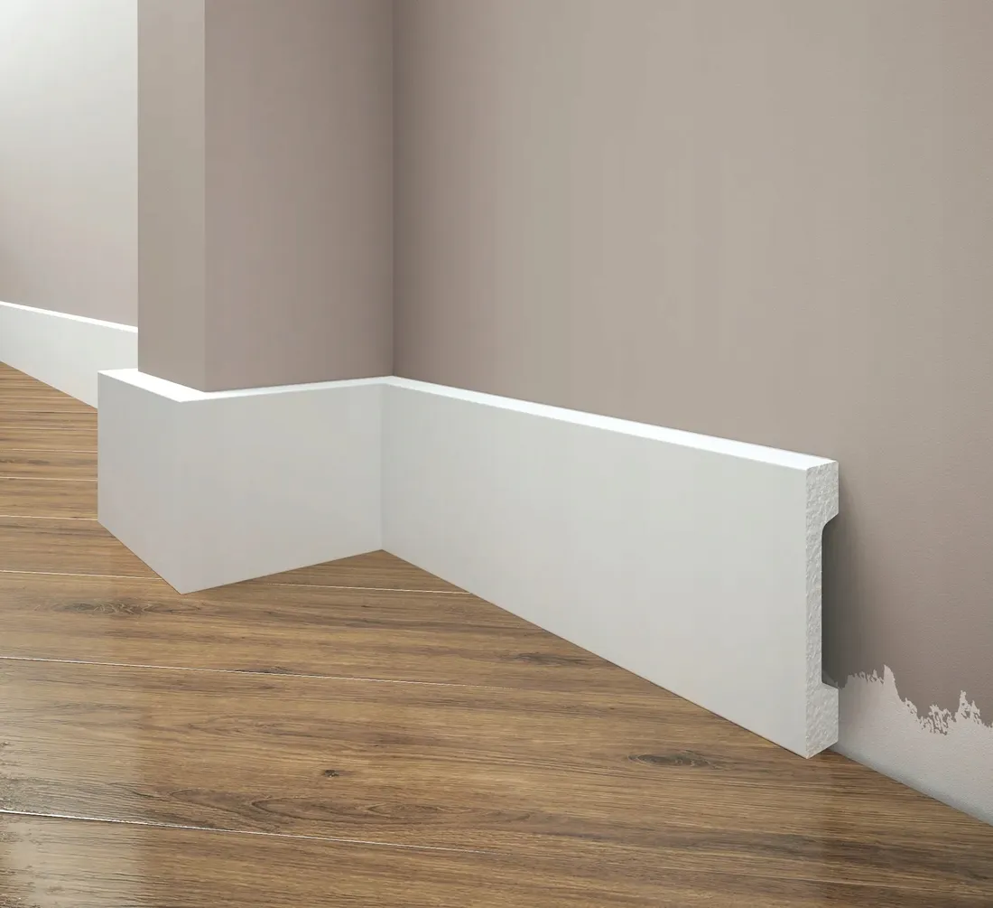 listwa-przypodlogowa-biala-creativa-lpc-28-8-cm