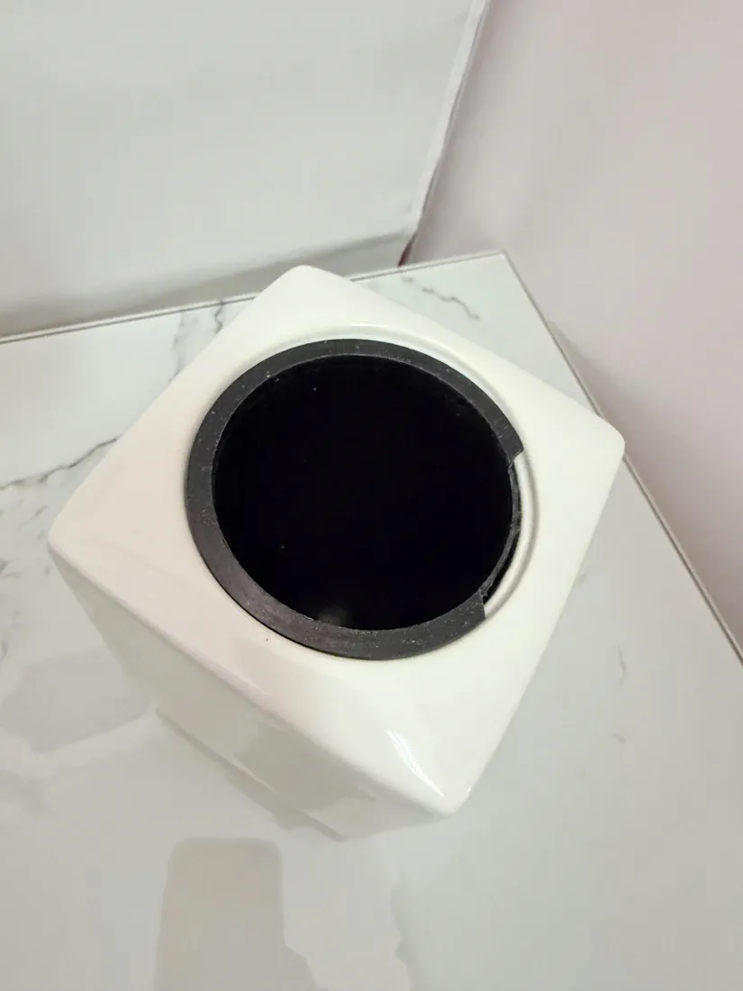 lucy-szczotka-do-wc-ceramika
