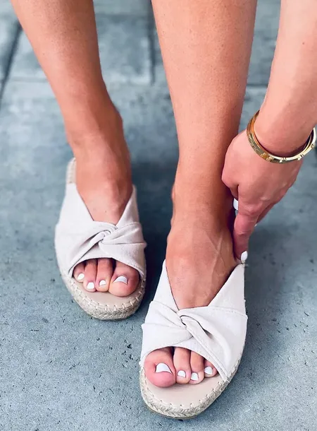 klapki-espadryle-teit-beige-40-marka-inna