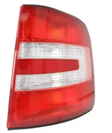 skoda-fabia-04-07-lampa-tylna-prawa