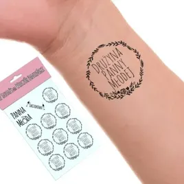 czarne-tatuaze-na-wieczor-panienski