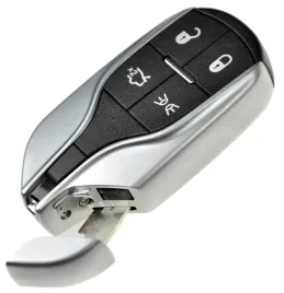 maserati-quattroporte-ghibli-levante-kluczyk-z-elektronika-434mhz-keyless
