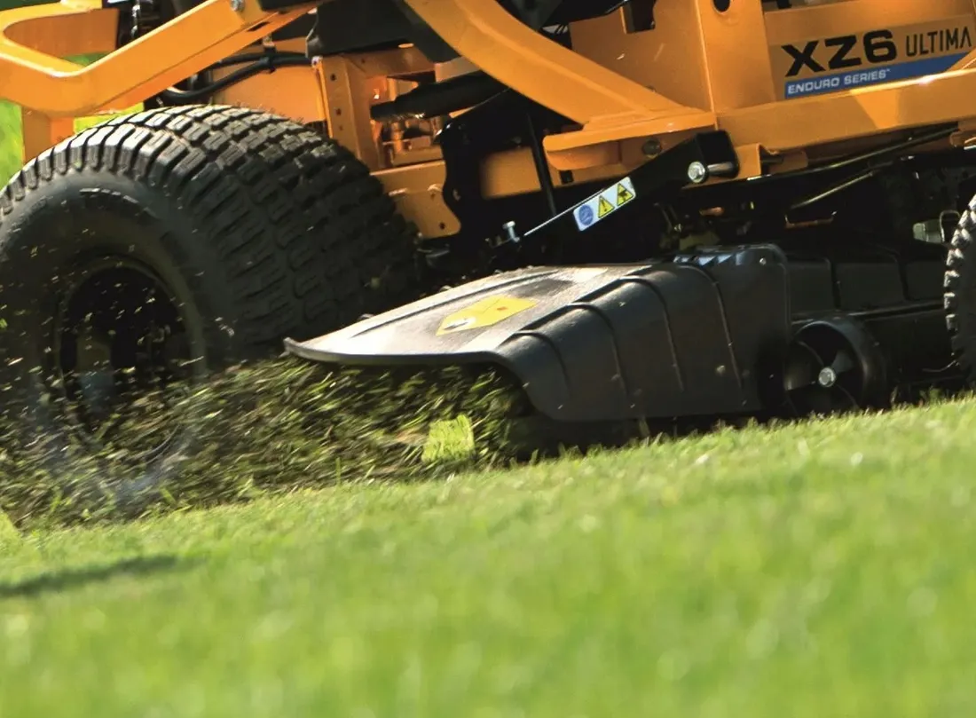 traktor-cub-cadet-thorx-679-cm3-107-cm-zero-turn