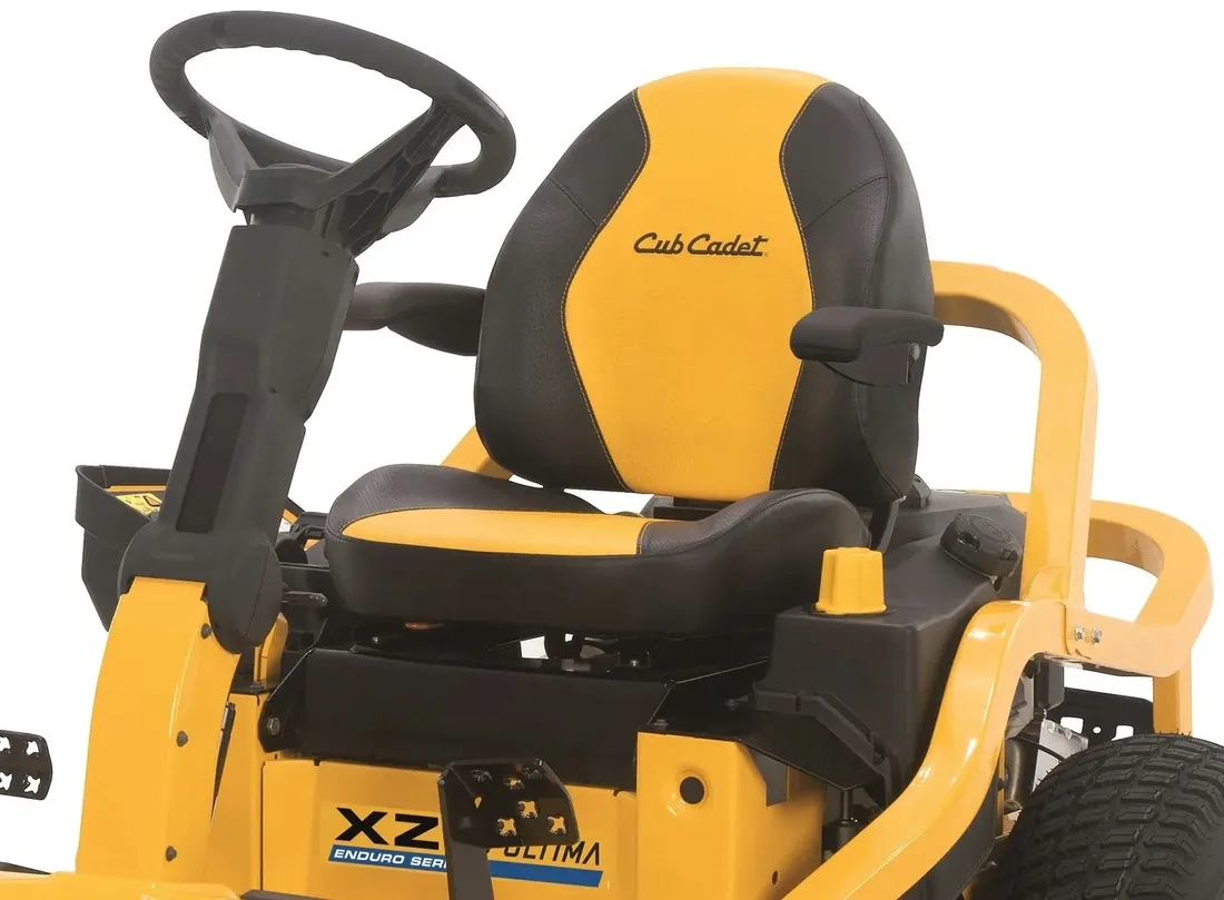 traktor-cub-cadet-thorx-679-cm3-107-cm-zero-turn