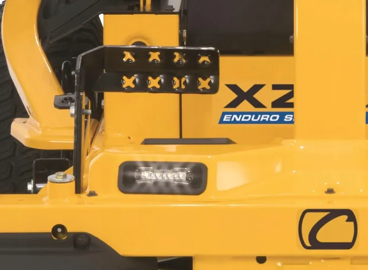 traktor-cub-cadet-thorx-679-cm3-107-cm-zero-turn-stan-nowy-waga-z-opakowaniem-310-kg