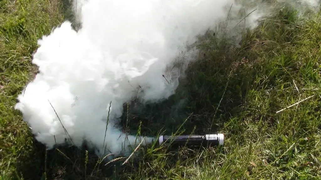 swieca-dymna-pxm30-biala-stan-nowy