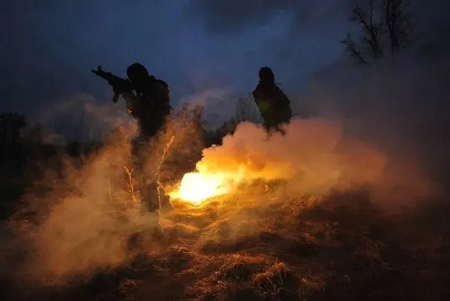 swieca-dymna-pxm60-biala-marka-piromax