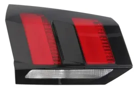 peugeot-5008-lampa-tylna-wewnetrzna-led-lewa