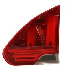 peugeot-2008-lampa-tylna-wewnetrzna-prawa