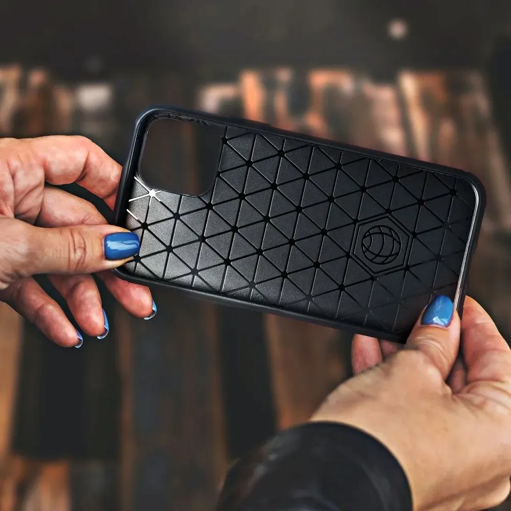 futeral-carbon-pro-do-iphone-7-plus-8-plus-czarny