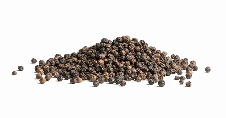 pieprz-czarny-ziarno-1kg-waga-z-opakowaniem-1-kg