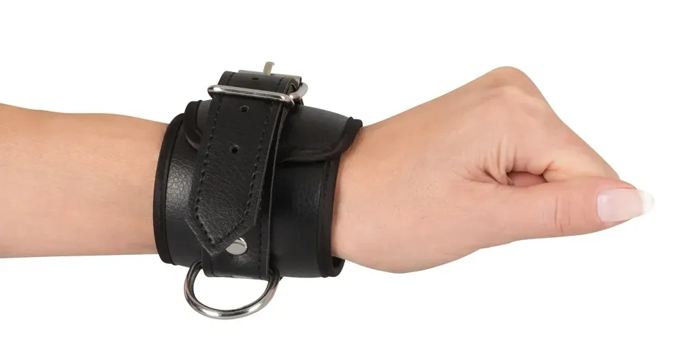 imit-leather-restraint-set-o