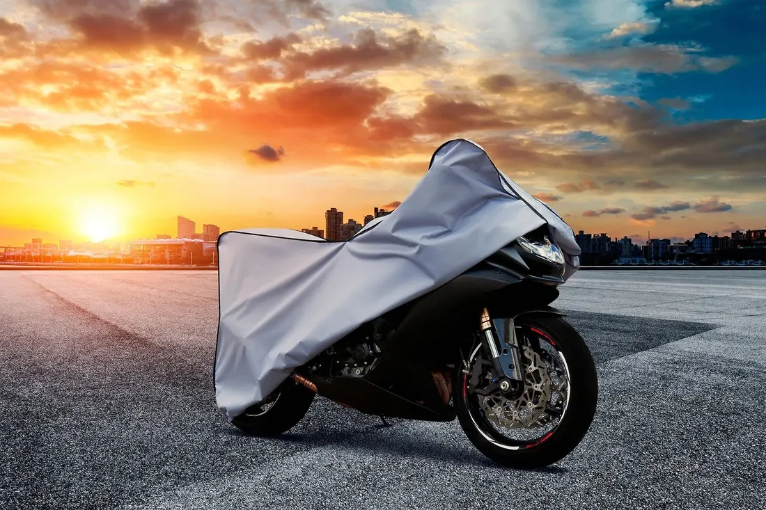 pokrowiec-na-motocykl-protector-xl-stan-nowy