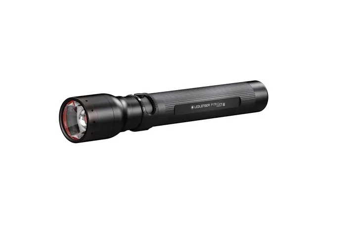 outlet-latarka-ledlenser-p17r-core-stan-nowy