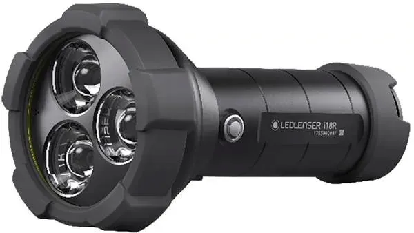 latarka-ledlenser-i18r-black-box