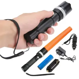 policyjna-latarka-led-nasadka-bateria-ladowarki