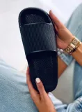 klapki-poduszkowe-yang-black-37-kolor-inny-kolor