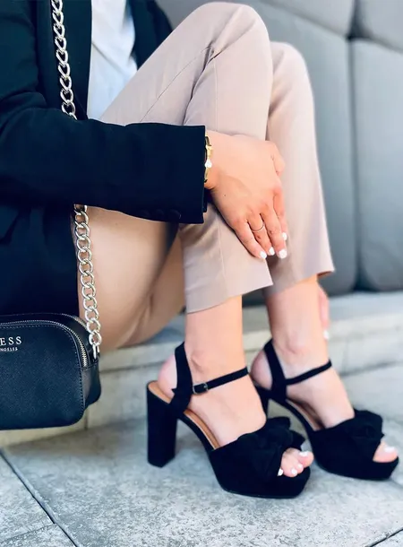 sandalki-na-platformie-adella-black-36