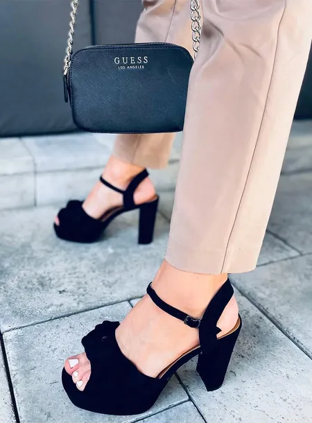 sandalki-na-platformie-adella-black-36-rodzaj-obcasa-inny