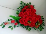 stroik-na-grob-serce-czerwone-roze-660-stan-nowy