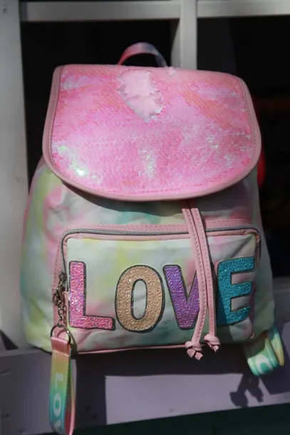 plecak-plecaczek-cudo-typ-jednokomorowy