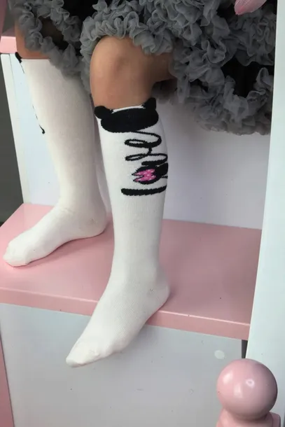 podkolanowki-dzieciece-wiek-dziecka-3-lata