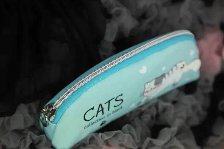 piornik-szkolny-typ-saszetka