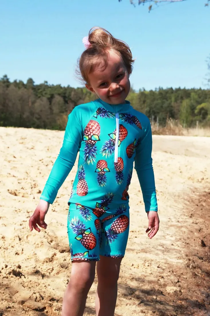 stroj-kostium-kapielowy-2-3-lat