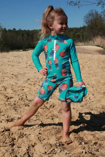 stroj-kostium-kapielowy-2-3-lat-rodzaj-kombinezon