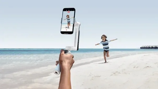 insta360-flow-creator-kit-summit-white