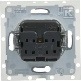 gniazdo-2p-z-ip44-16-a-250-v-zaciski-automatyczne-z-przeslona-bi