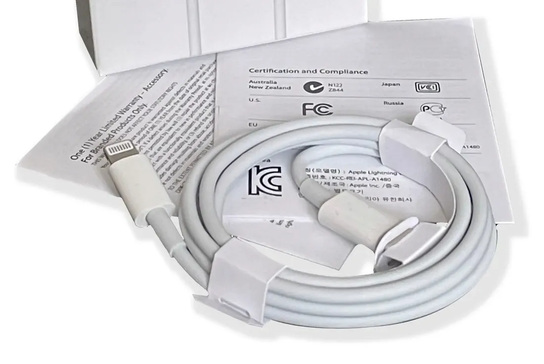ladowarka-do-apple-iphone-12-pro-max-kabel