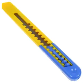 noz-nozyk-biurowy-do-papieru-z-ostrzem-lamanym-9mm