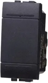 przelacznik-jednobiegunowy-klawiszowy-16a-250v