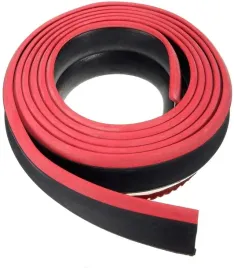 dokladka-zderzaka-spojler-czarna-czerwony-pasek