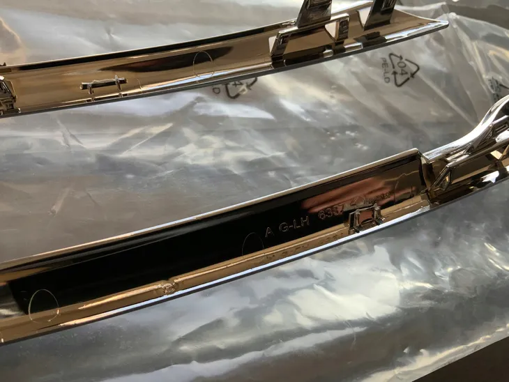 oryg-listwa-chrom-lewa-prawa-zderzaka-przod-citroen-c4-picasso-1617536780-stan-opakowania-oryginalne