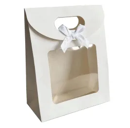 male-pudelko-prezentowe-biale-z-duzym-okienkiem-i-uchwytem-16-x-12-x-6-cm