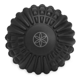 pilka-do-masazu-z-wypustkami-gaiam