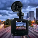 kamera-samochodowa-navitel-r300-gps-komunikacja-gps