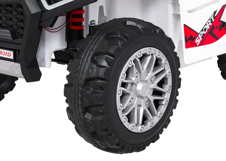 auto-sport-tx-atv-bialy-na-akumulator-dla-dzieci-gratisy-stan-nowy-maksymalne-obciazenie-40-kg