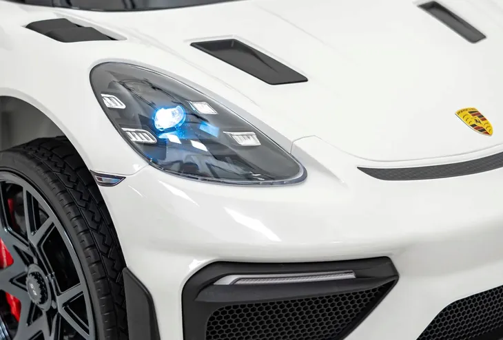 auto-porsche-spyder-rs-718-mp4-bialy-na-akumulator-dla-dzieci-gratisy-liczba-drzwi-2