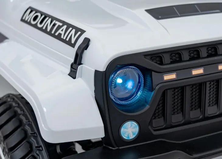 auto-terenowe-off-road-mountain-bialy-na-akumulator-dla-dzieci-gratisy-pojemnosc-akumulatora-7-ah