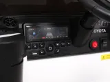 auto-toyota-land-cruiser-prado-bialy-na-akumulator-dla-dzieci-gratisy-pojemnosc-akumulatora-7-ah