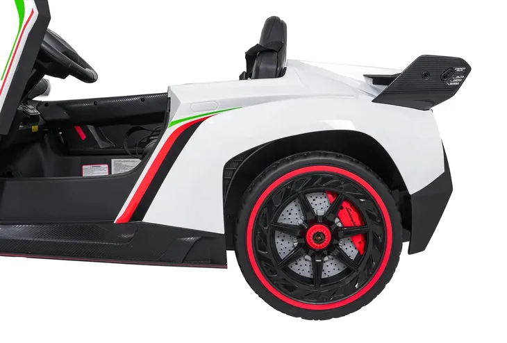 auto-lamborghini-veneno-bialy-na-akumulator-dla-dzieci-gratisy-stan-nowy-kolor-bialy