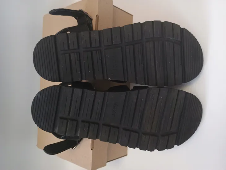 sandaly-czarne-next-zapiecie-inne