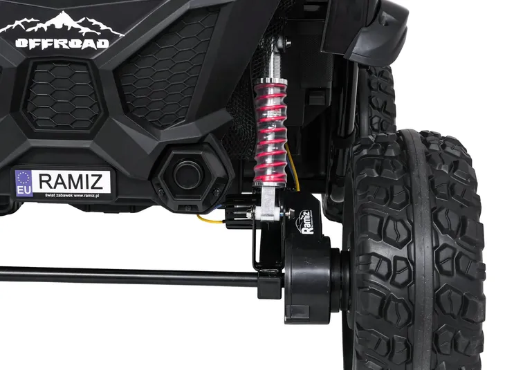 auto-terenowe-passion-4x4-bialy-na-akumulator-dla-dzieci-gratisy-stan-nowy-kolor-bialy