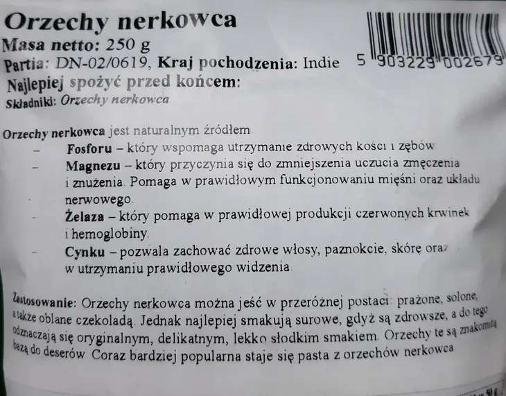 targroch-orzechy-nerkowca-250g-produkt-nie-zawiera-konserwantow